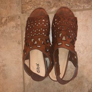 Excellent condition Diba bootie/sandals
